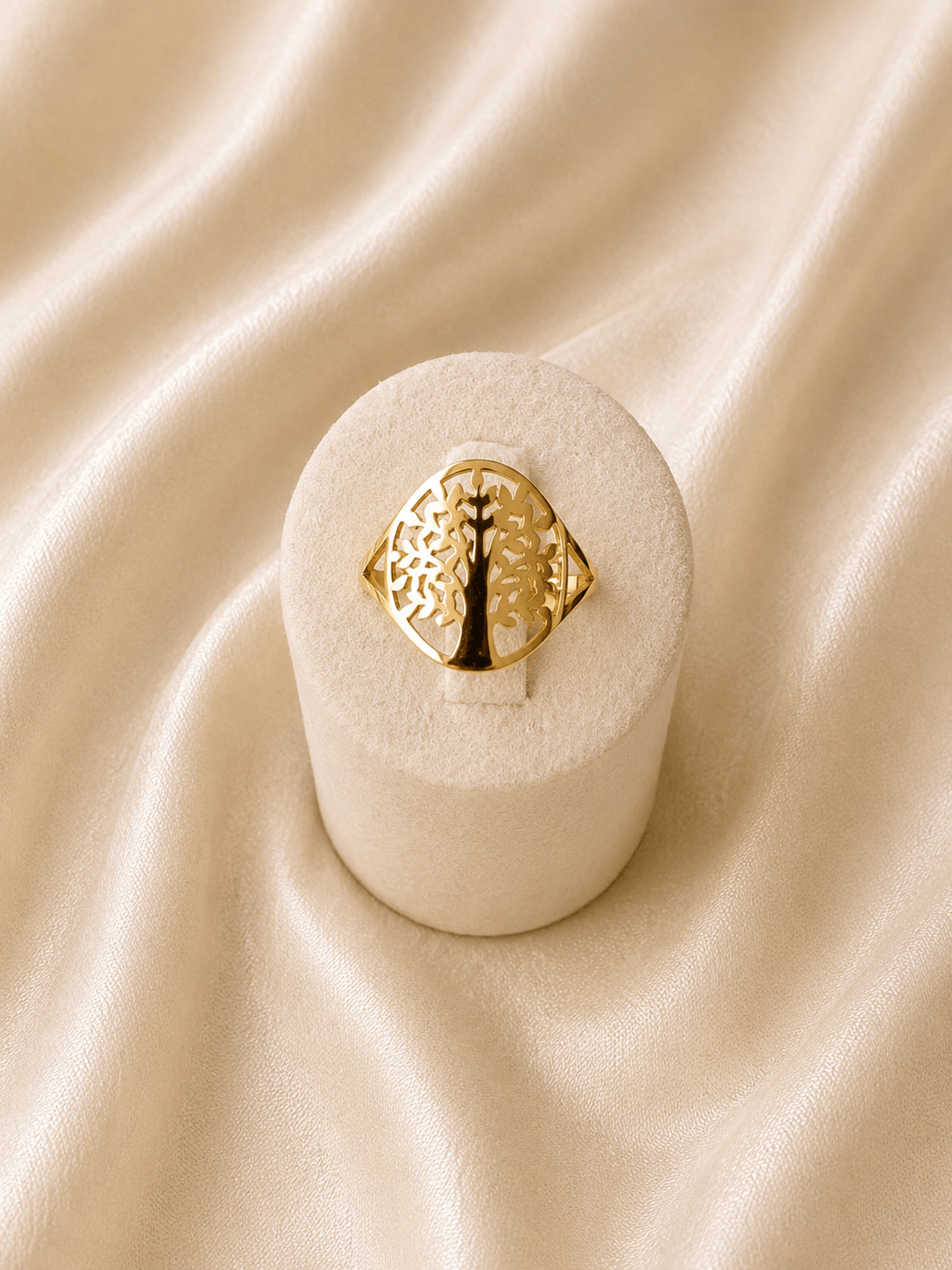 Bague acier inoxydable Arbre de Vie dorée · Taille 62